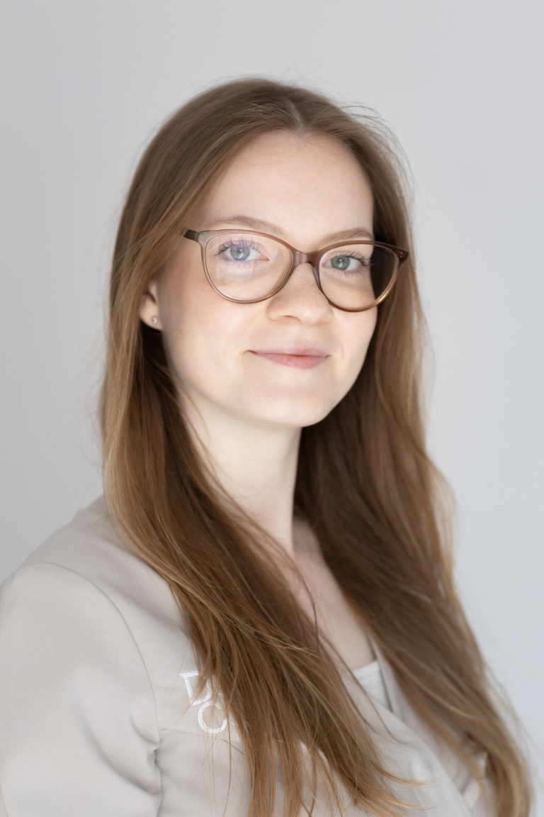 Pola Dziemidowicz Pola Dziemidowicz
